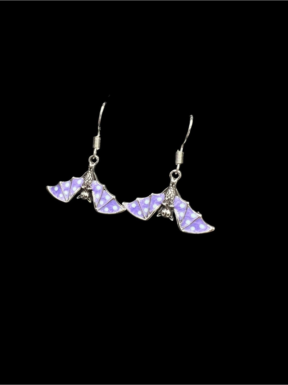 NWT Whimsical Lavender Polka Dot Upside-Down Bat Drop Earrings 💜🦇